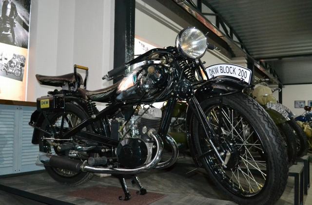 DKW Block 200