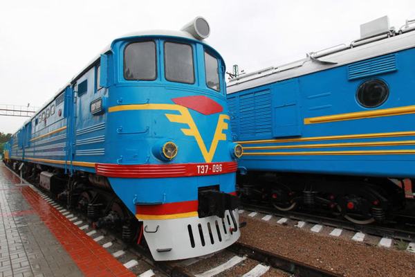 пассажирский тепловоз ТЭ7-096