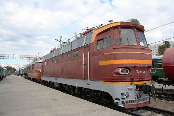 электровоз ЧС4