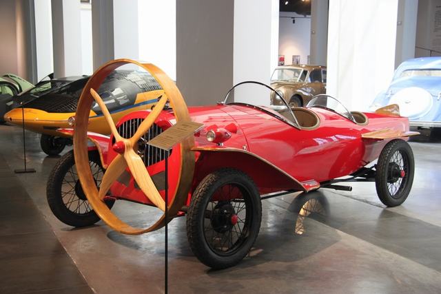 Автомобильный музей в Малаге (Испания). Leyat Helicron 2 1932 г