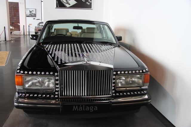 Автомобильный музей в Малаге (Испания). Роллс-Ройс 1985 г