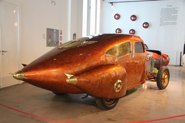 Автомобильный музей в Малаге (Испания). Ford Matford 1936 г